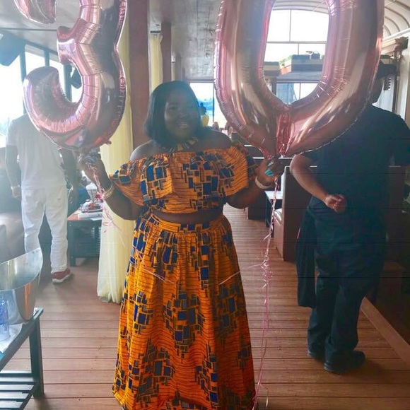 Ofuure brand. Skirt  and shirt made in Africa. - Picture 2 of 3